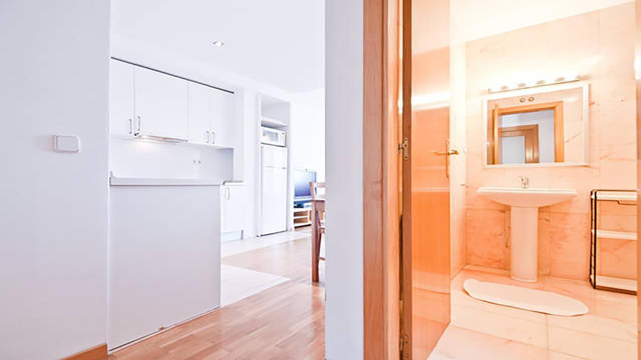 Concepcion Jeronima Apartment Madrid Exterior foto